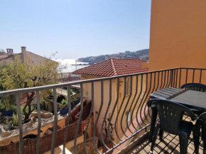 Banyuls-sur-Mer : Appartement T3 central avec terrasse - 5 pers - FR-1-309-58